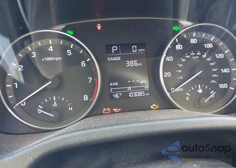 2017 Hyundai Elantra Se z USA, uszkodzony, nr VIN 5NPD84LF7HH006779